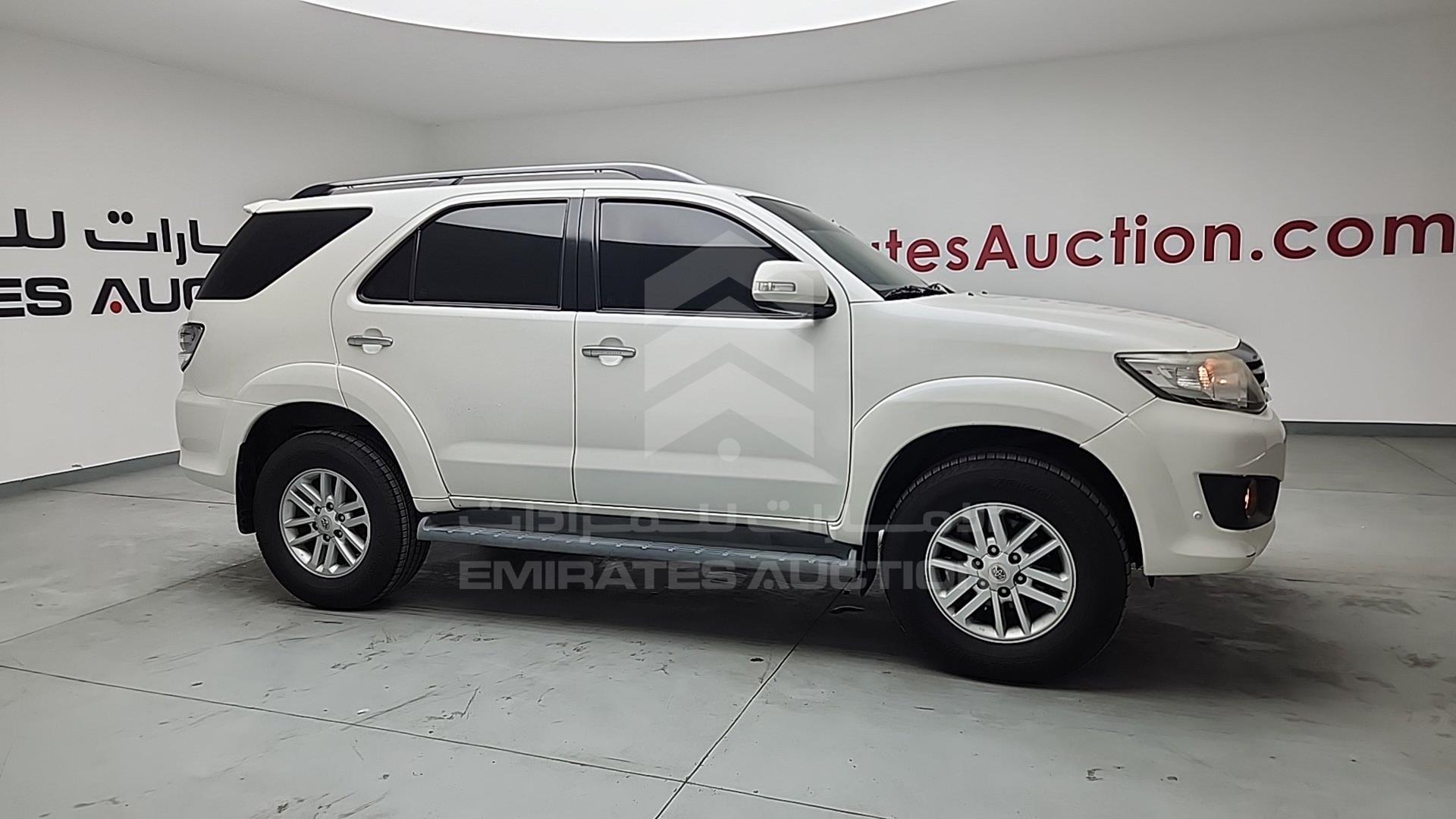 2014 TOYOTA FORTUNER VIN: MHFYU59G0E7034480