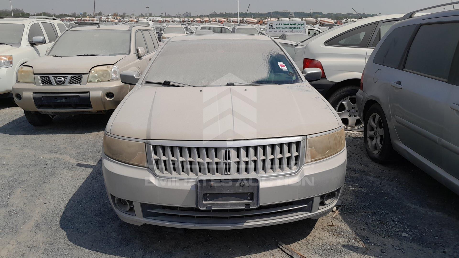 2008 LINCOLN MKZ VIN: 3LNHM28TX8R617690