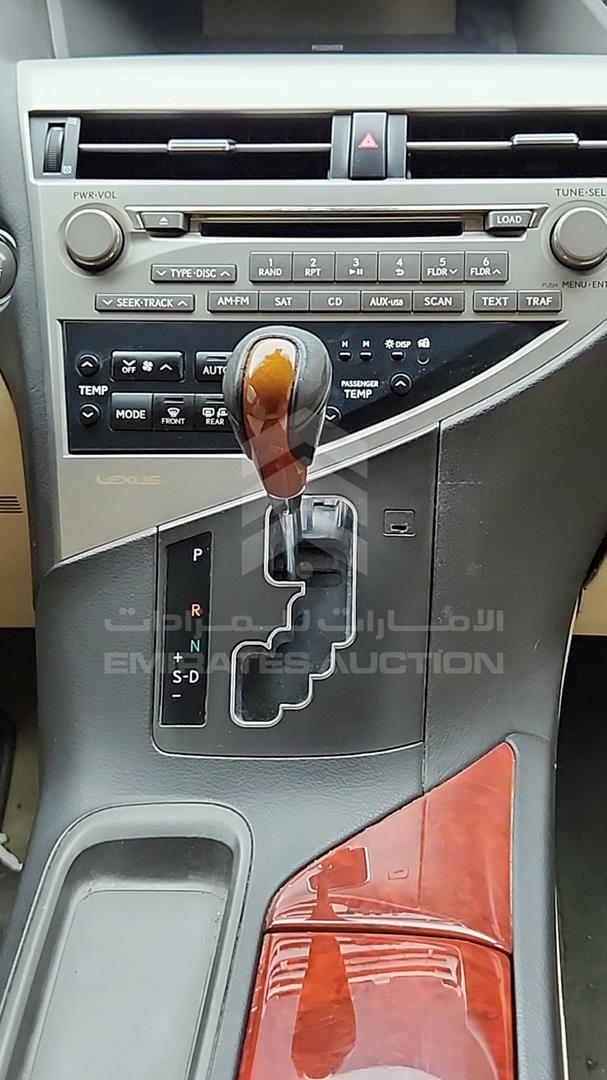 2010 LEXUS RX 350 VIN: JTJZK1BA1A2402013