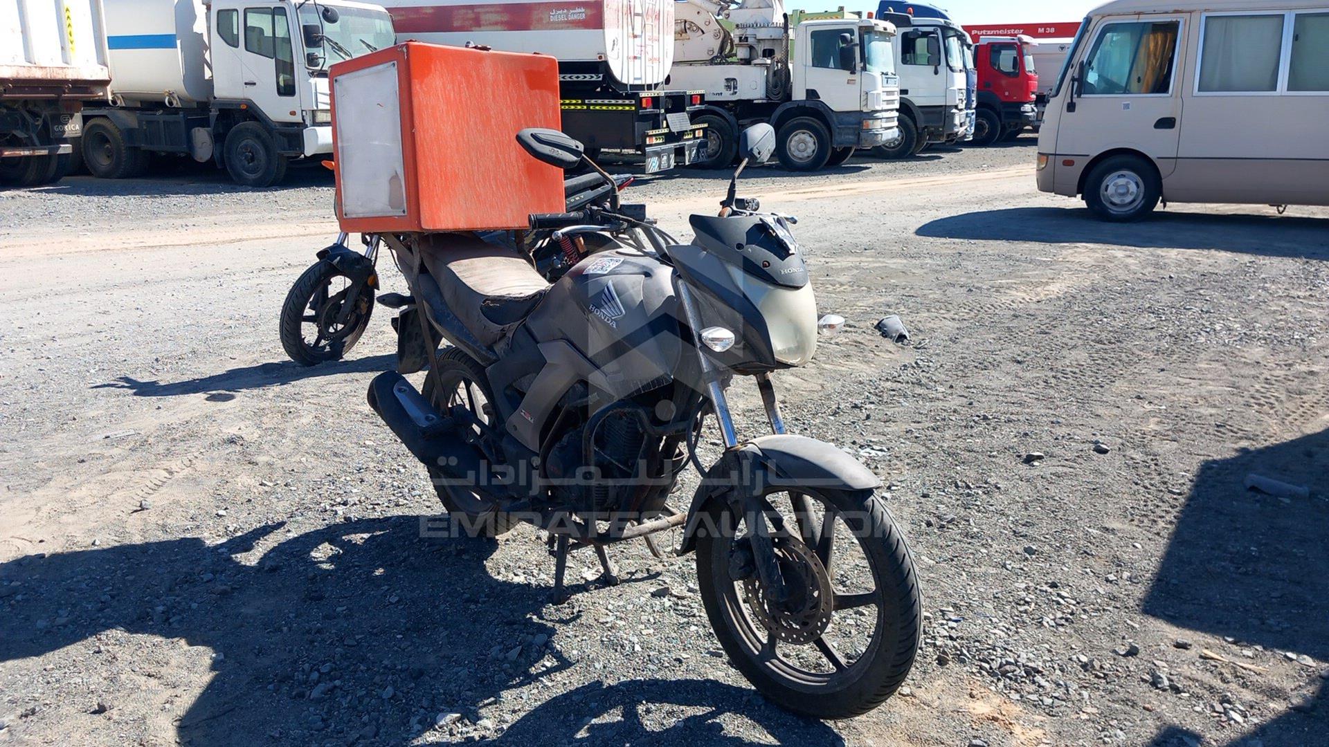 2016 HONDA UNICORN VIN: ME4KC2039G8003727