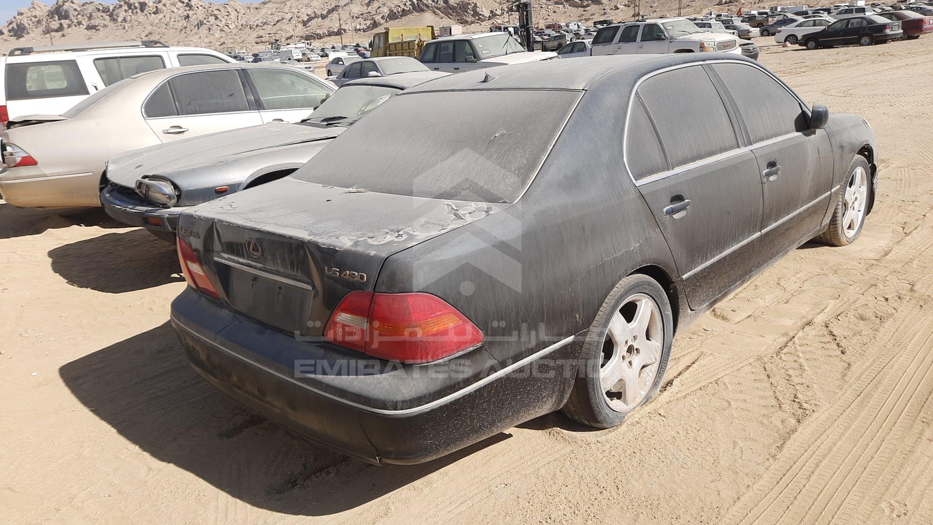 2001 LEXUS LS 430 VIN: JTHBN30F110032729