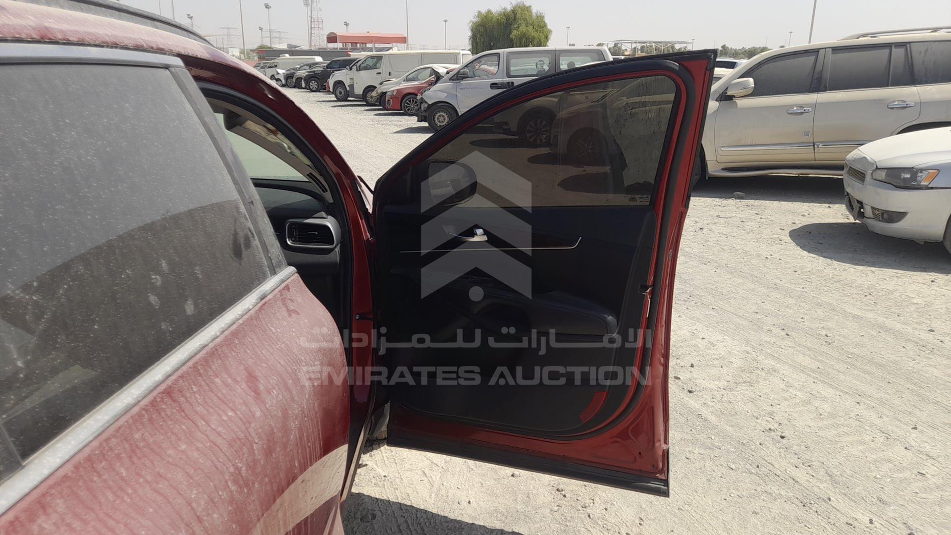 2019 KIA SORENTO VIN: 5XYPGDA54KG587151