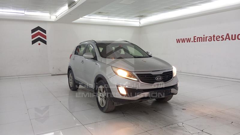 KNAPB8120D7397582 Auction: EmiratesAuction Lot: 409191 KNAPB8120D7397582 Kia Sportage 2013 SILVER Photo 9