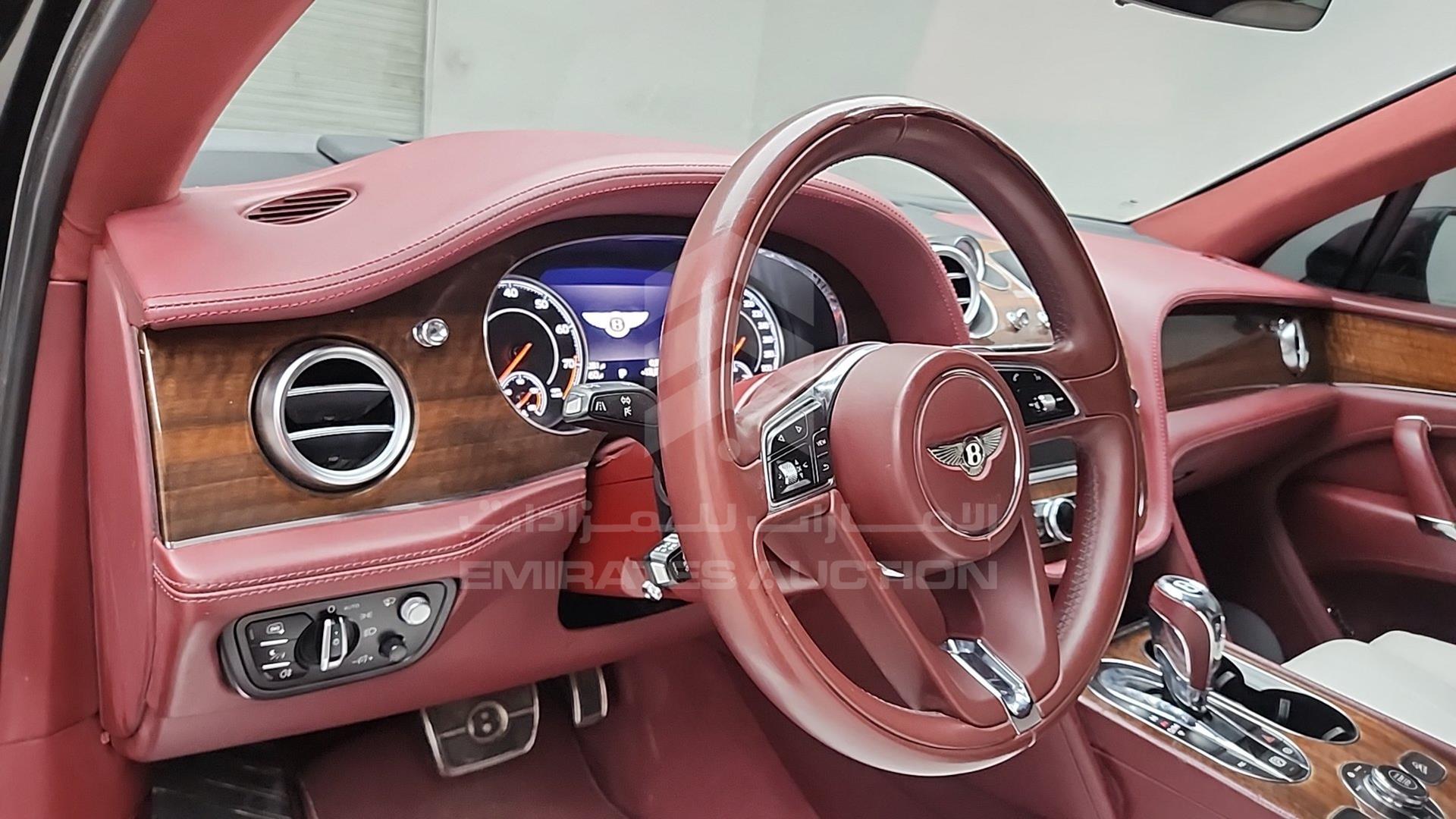 2019 BENTLEY BENTAYGA VIN: SJAAL1ZV2KC023332