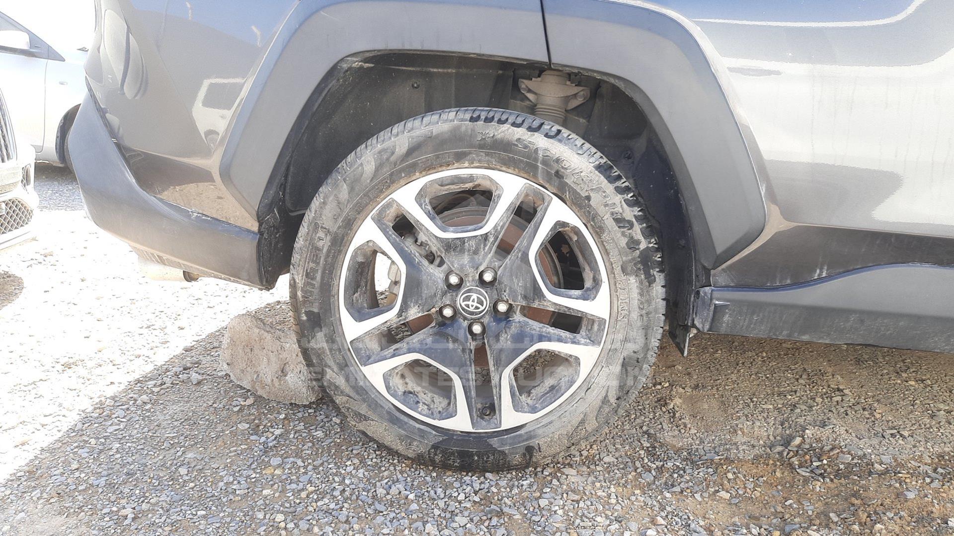 2020 TOYOTA RAV-4 VIN: JTMJ13FV8LJ031601