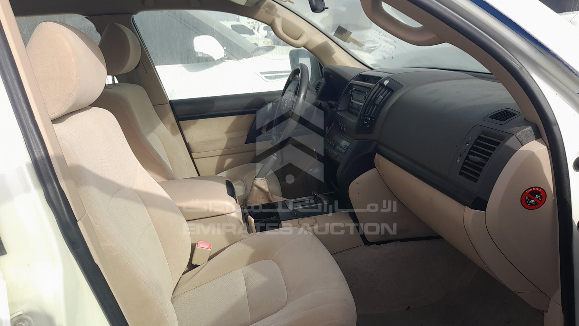 2013 TOYOTA LAND CRUISER VIN: JTMDU09J2D4075007