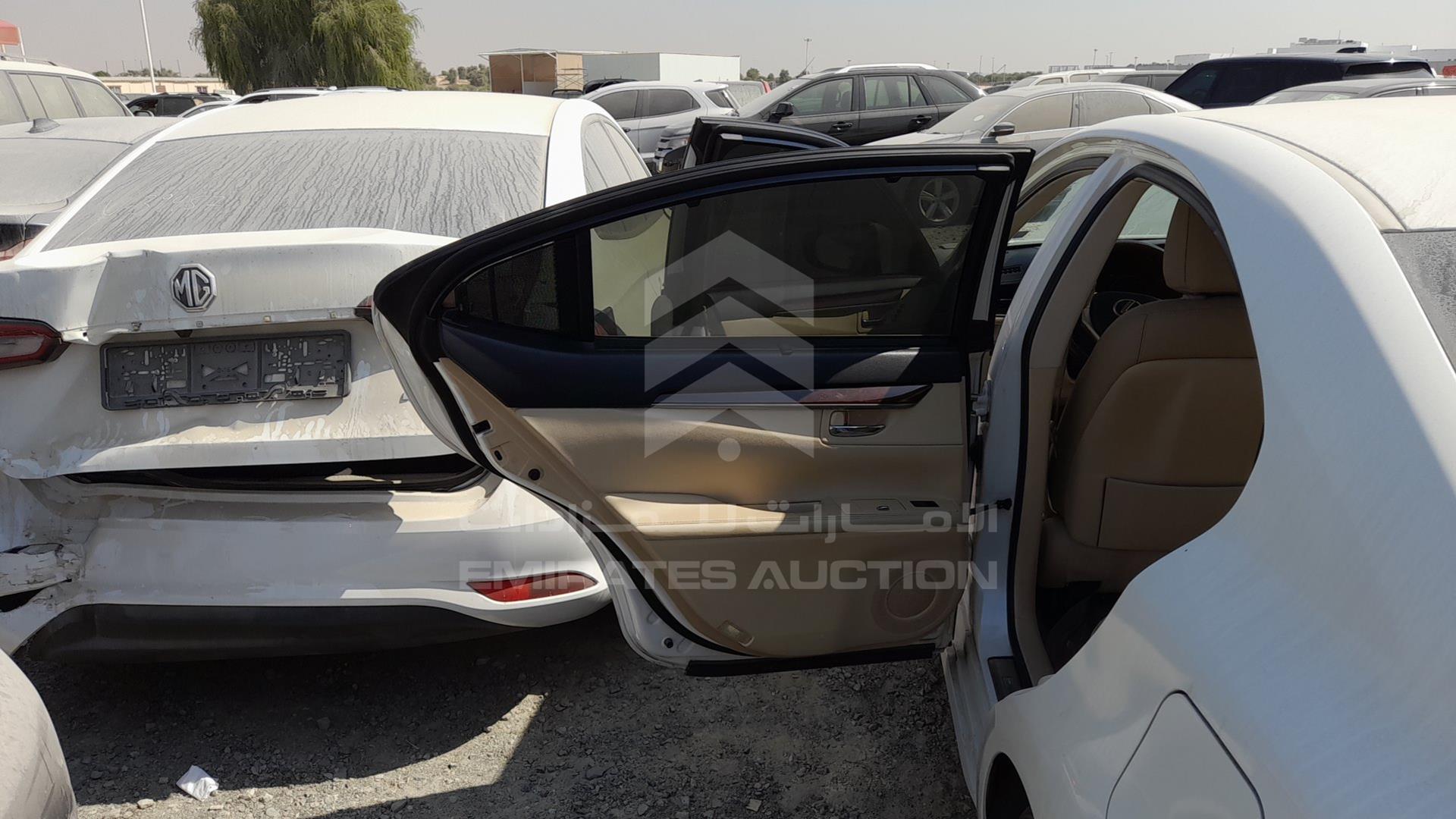 2015 LEXUS ES 350 VIN: JTHBK1GG5F2159734