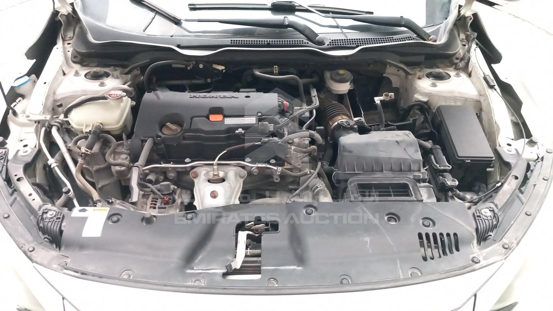 2018 HONDA CIVIC VIN: 2HGFC2F72JH501715