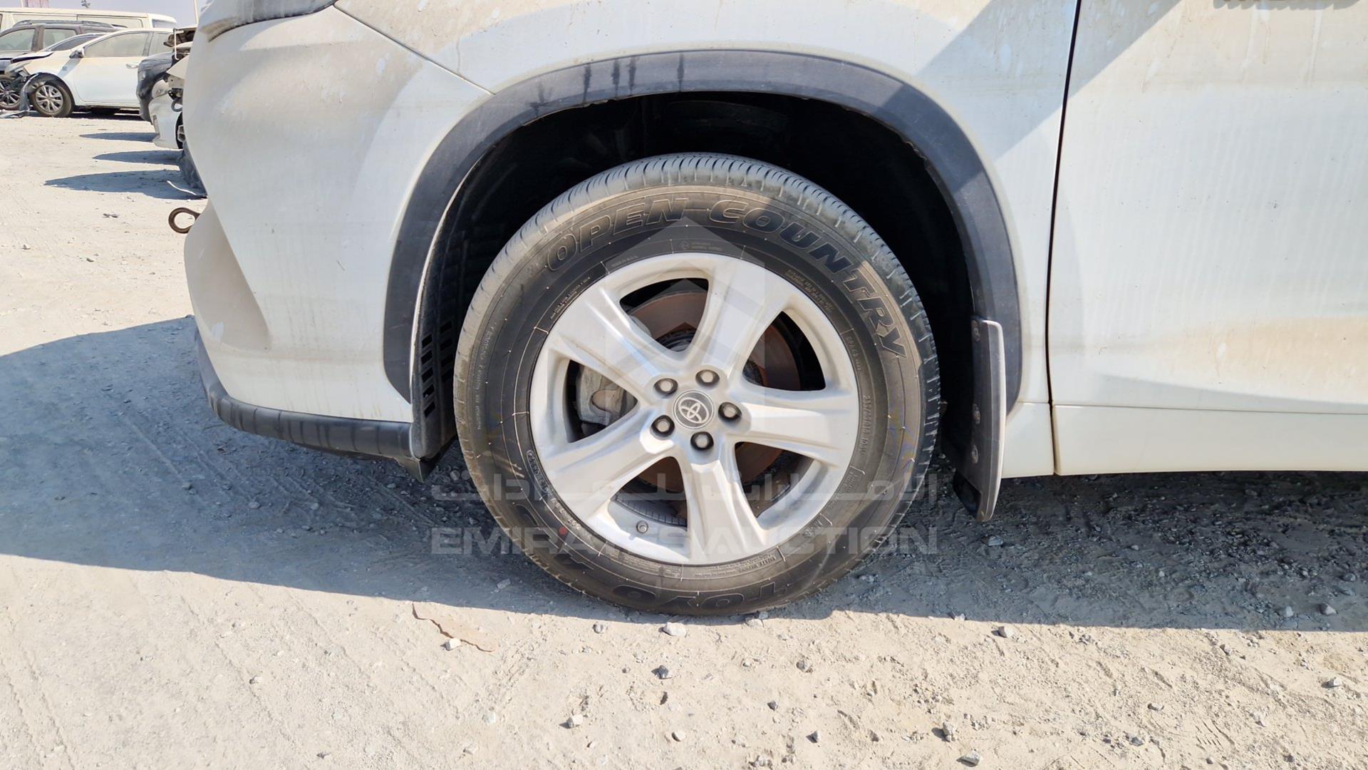 2022 TOYOTA HIGHLANDER VIN: 5TDLB3CH7NS088561