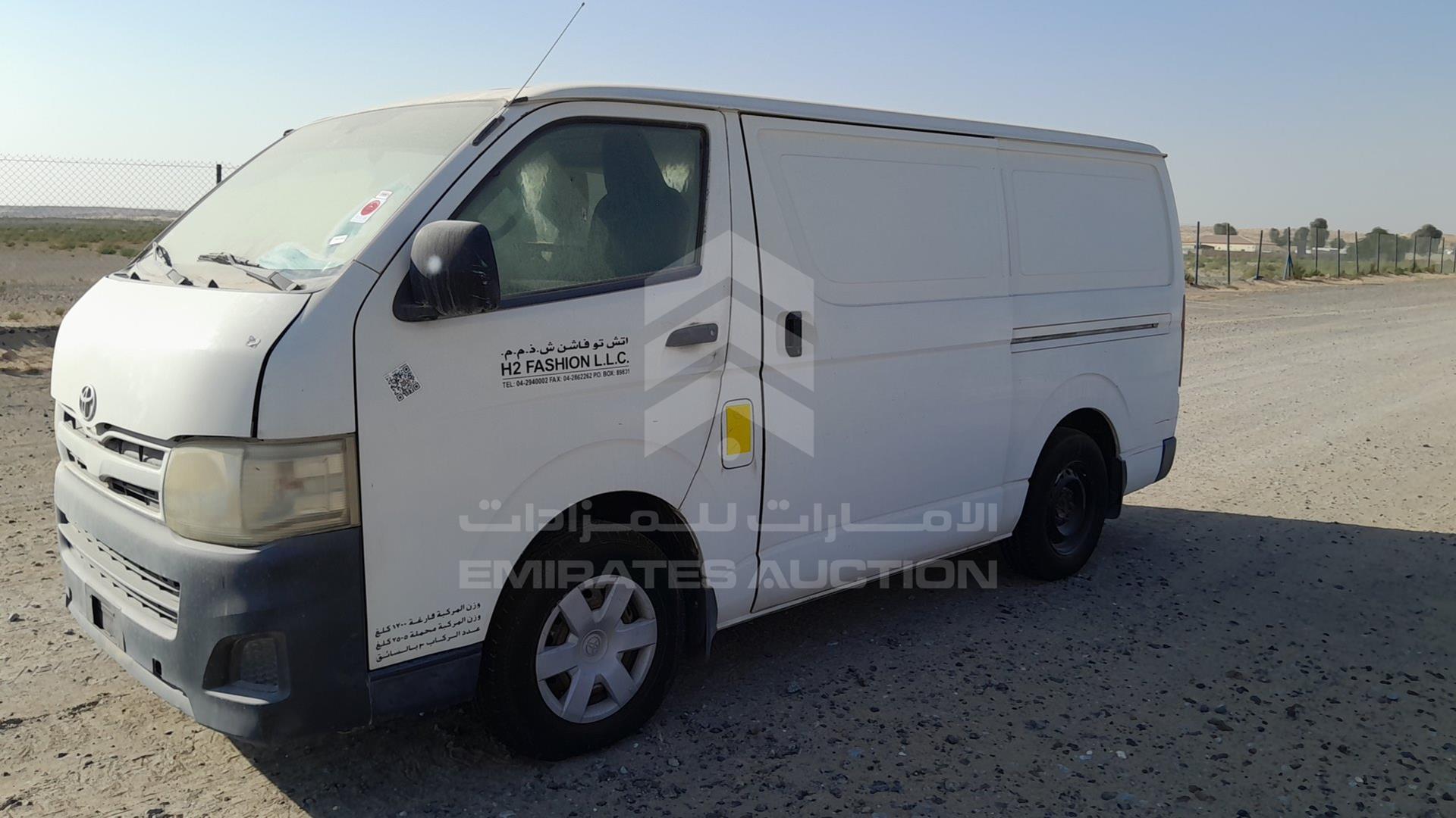 2011 TOYOTA HIACE VIN: JTFHX02P8B0056416
