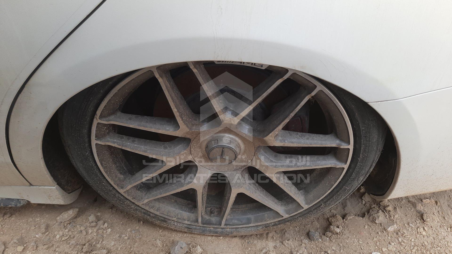 0 MERCEDES S 63 VIN: WDDUG8CB5FA188872