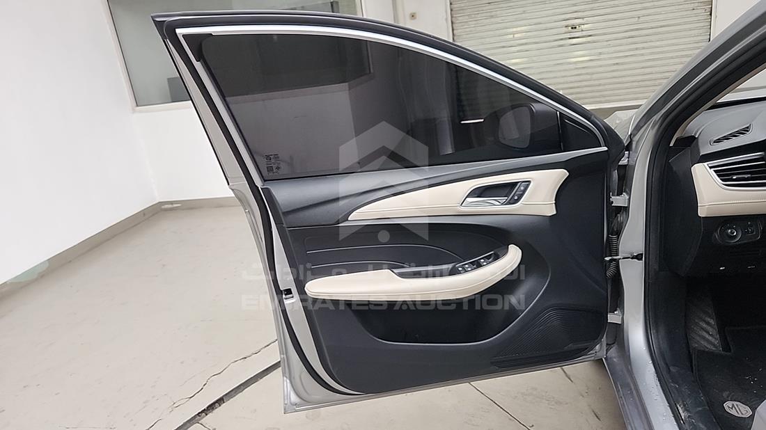 2023 MG 5 — Front Left Door — Photo 12