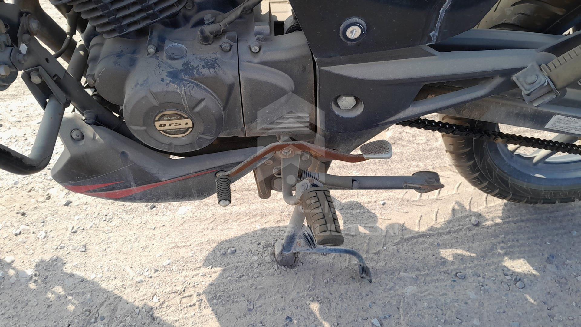 0 BAJAJ PULSAR VIN: MD2A11CX4LCE59290