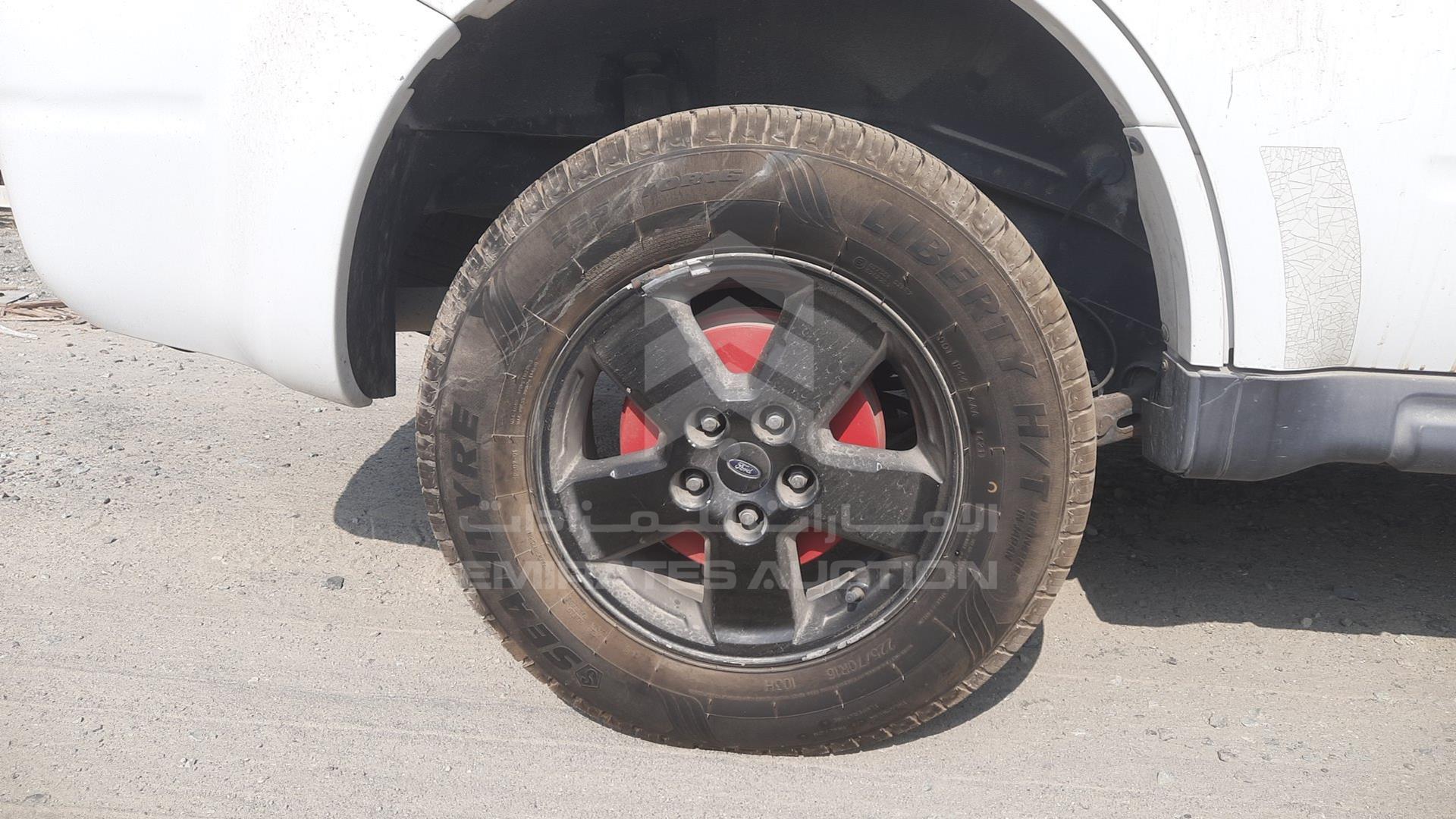 2008 FORD ESCAPE VIN: 1FMCU92188KE43018