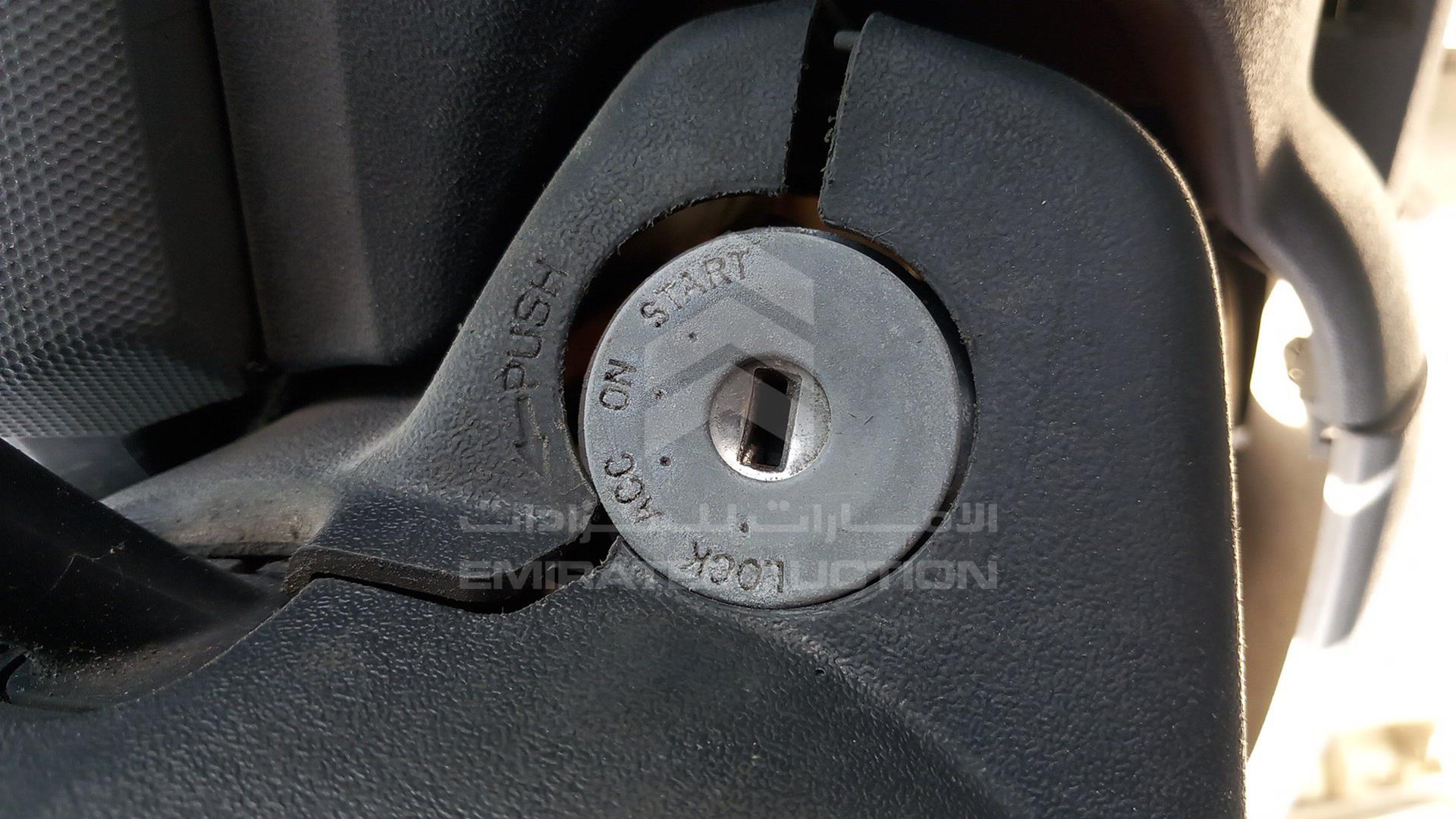 2010 TOYOTA HIACE VIN: JTFHX02P5A0048417