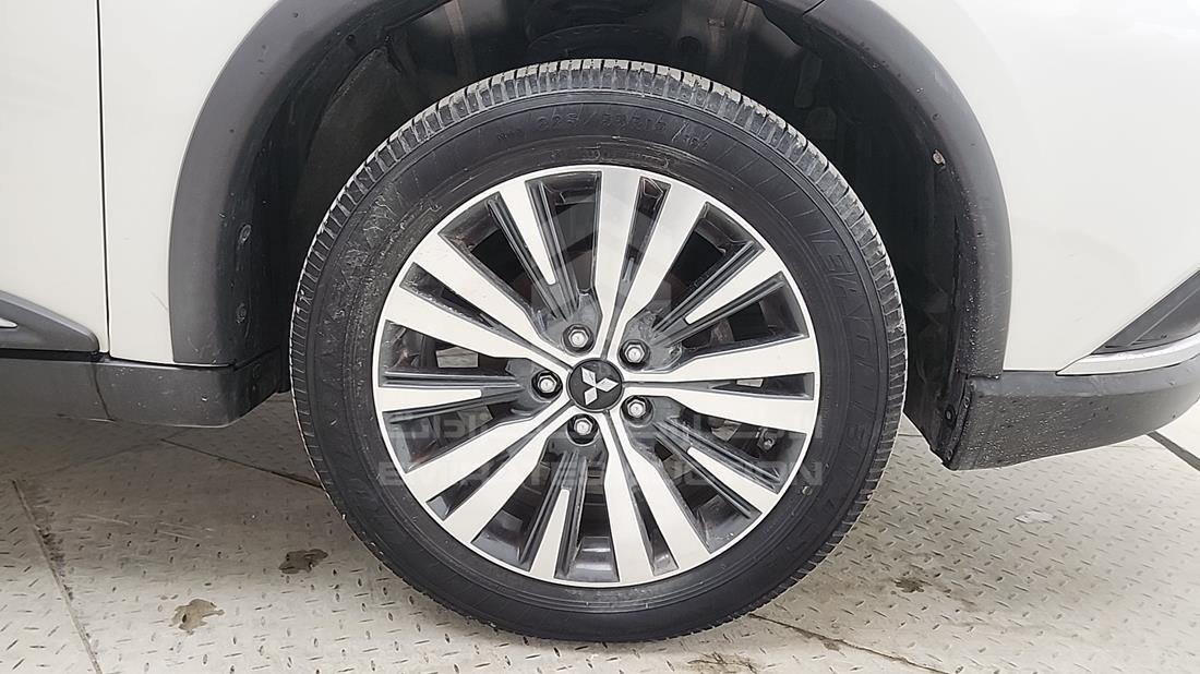2021 Mitsubishi Outlander — Front Right Tyre — Photo 31