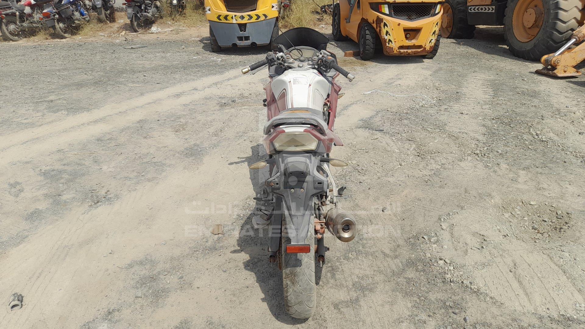 2013 CASE CF1502C VIN: LCEPDKL85B6001421