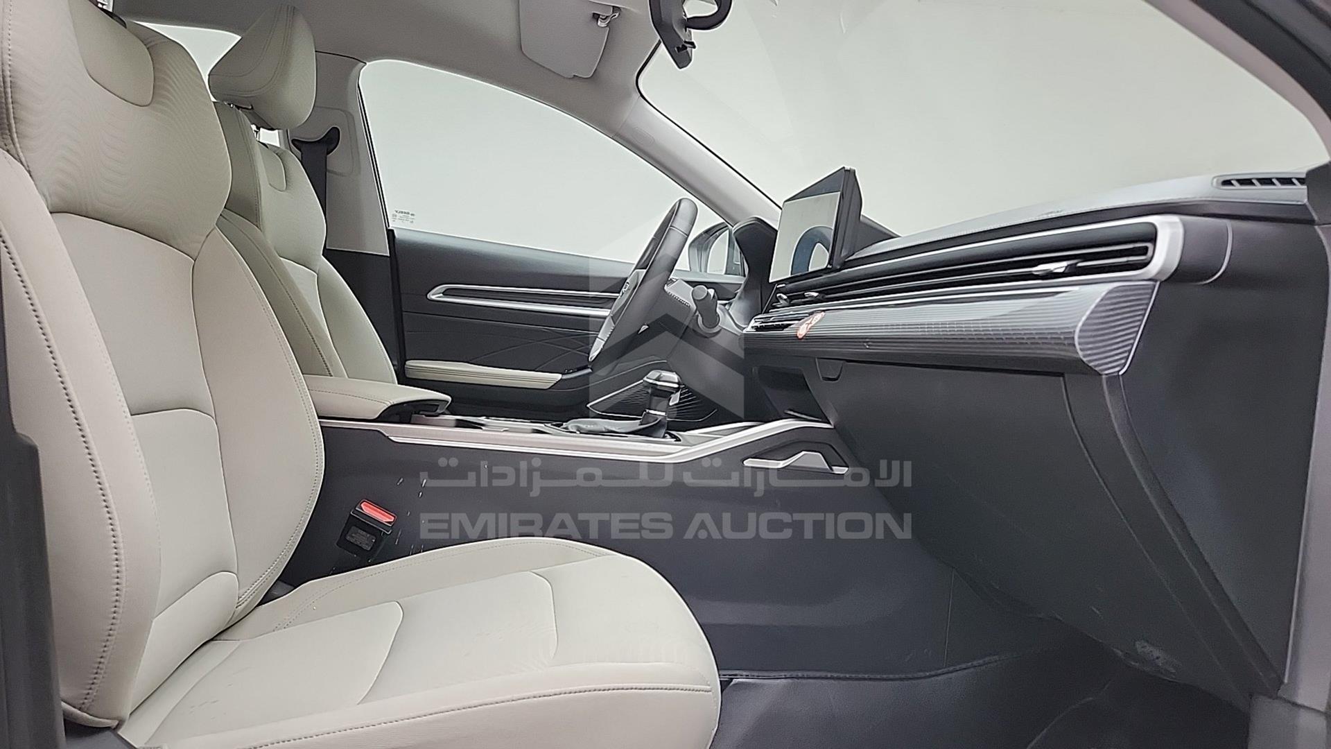 2024 GEELY EMGRAND VIN: LB3F31S23RG017519