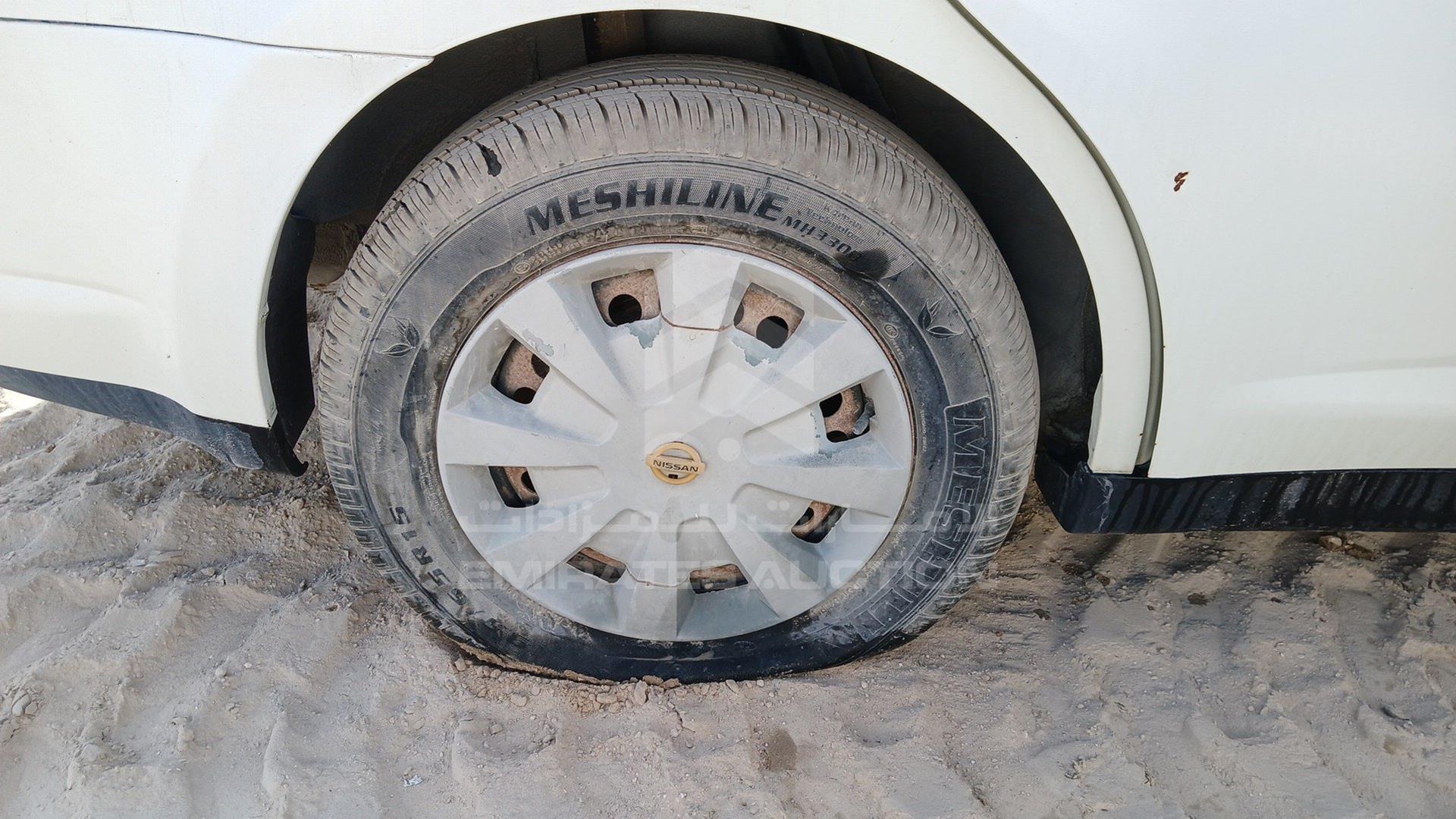 2008 NISSAN TIIDA VIN: JN1CC11C88T010565