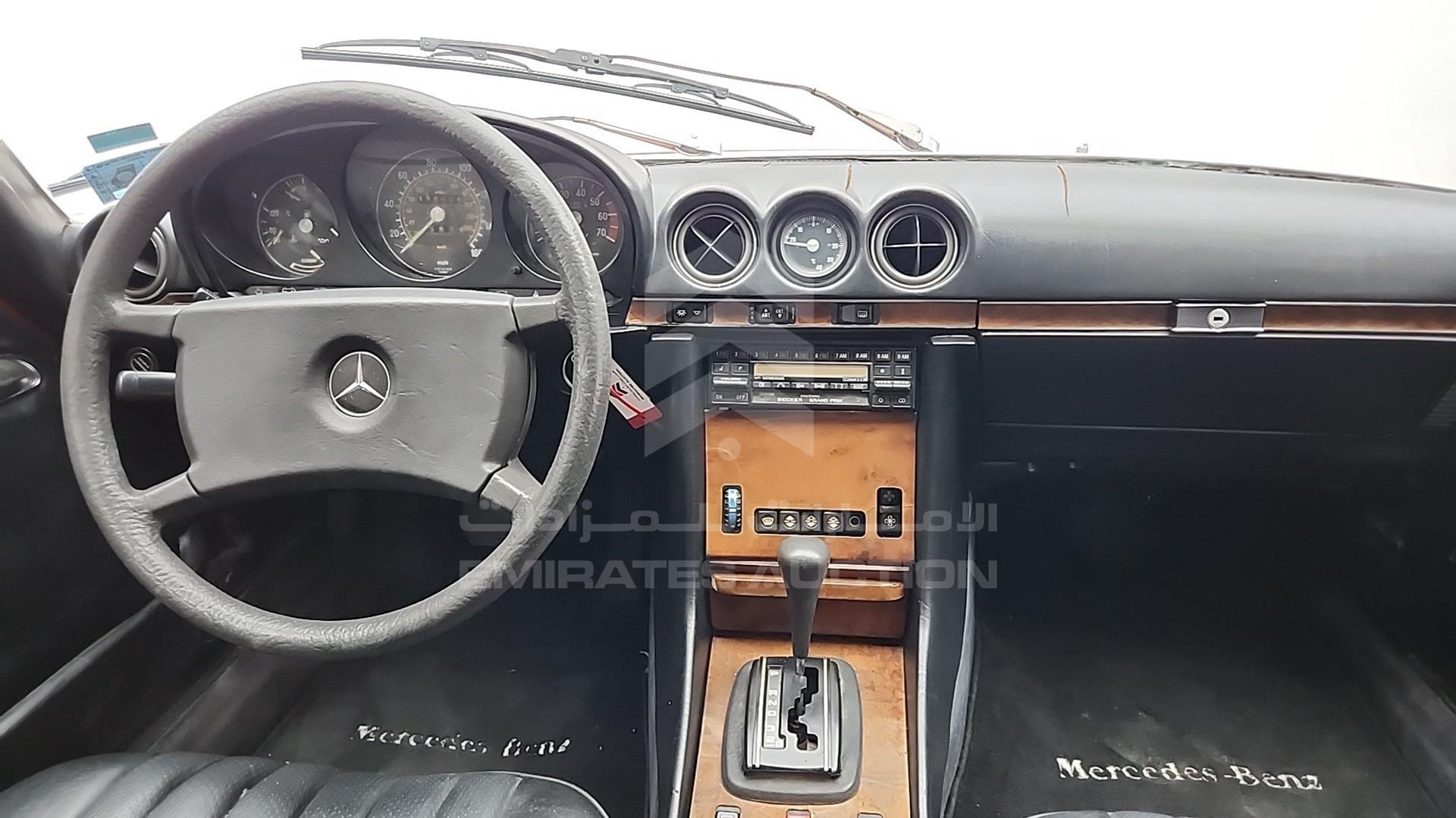 1984 MERCEDES SL 380 VIN: WDB1070451A002095