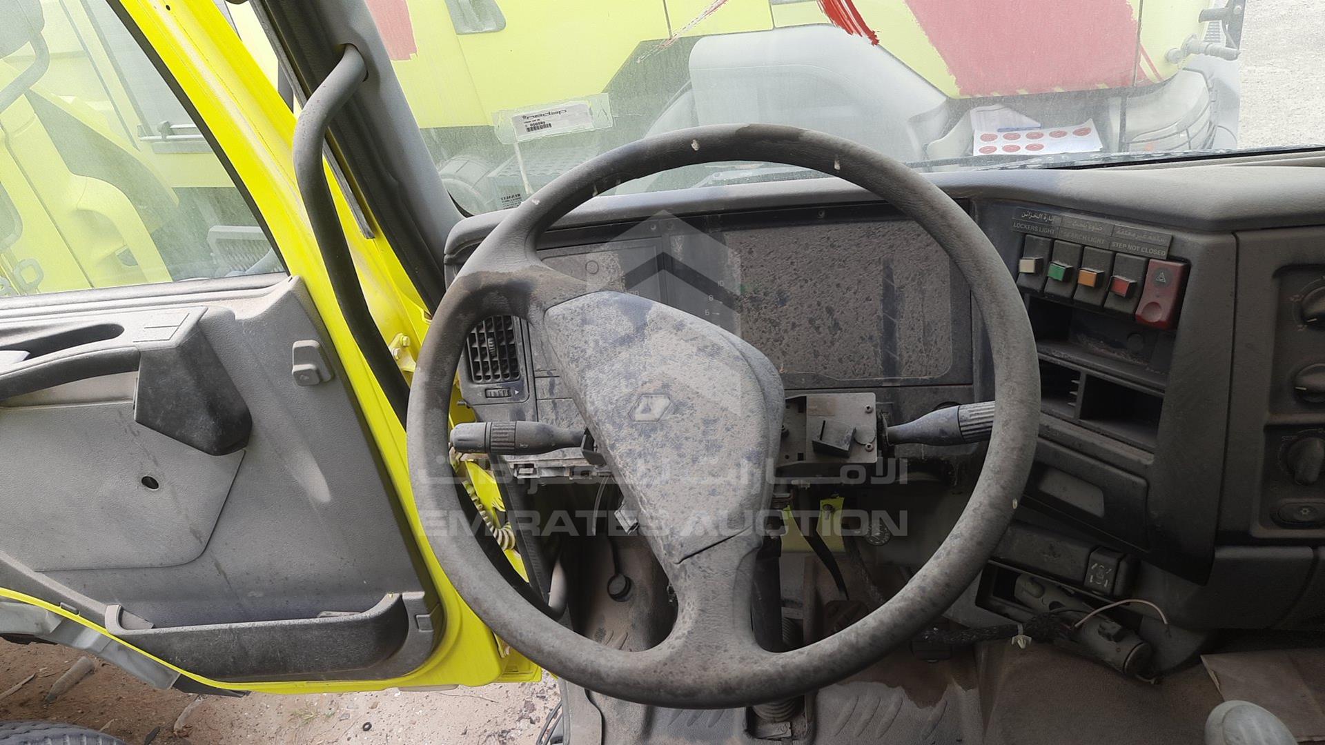 0 RENAULT --- VIN: VF633BXB03E100519