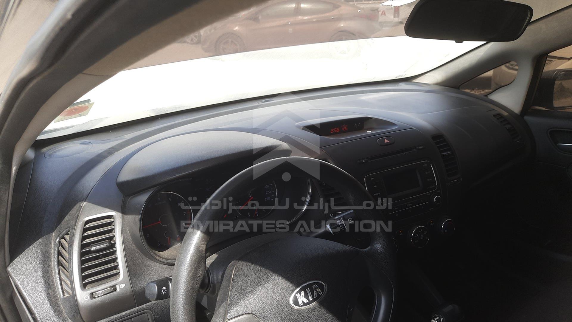 2016 KIA CERATO VIN: KNAFK4170G5553894