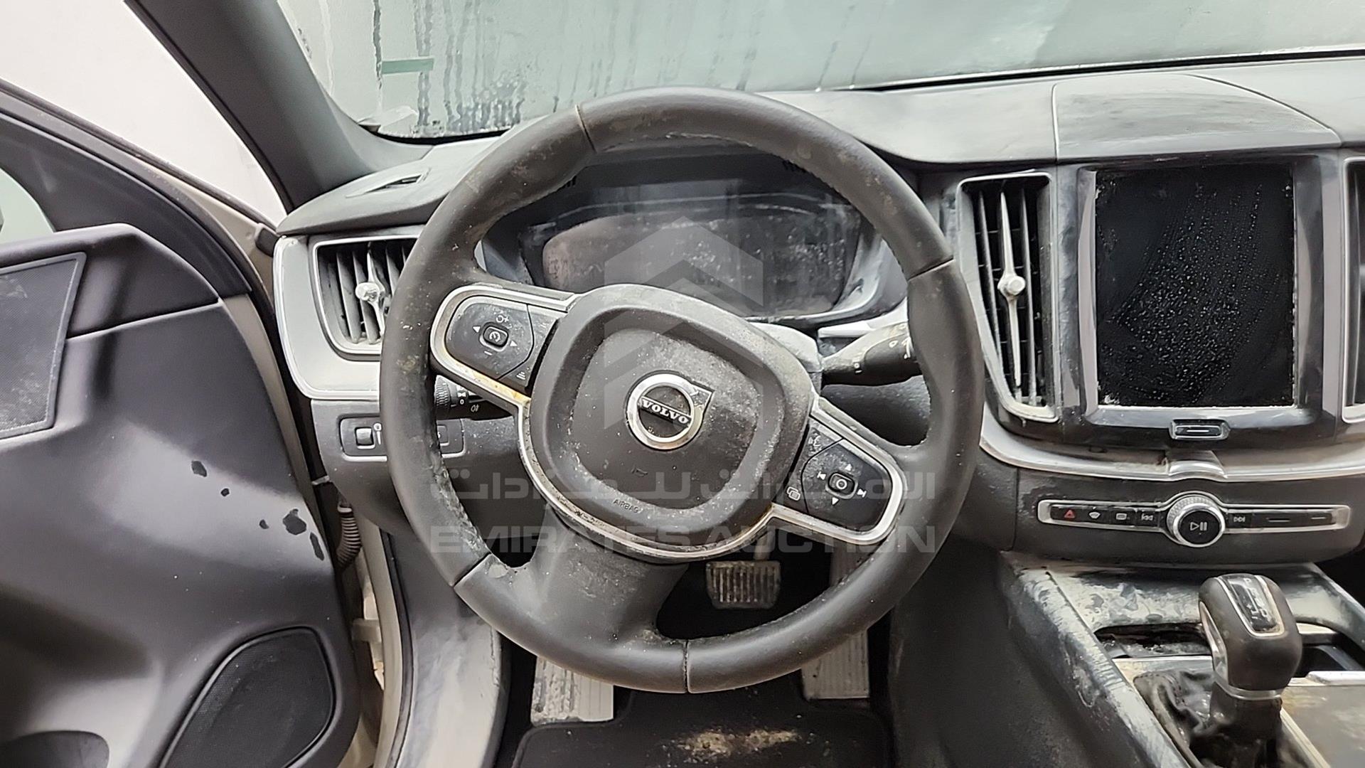 2018 VOLVO XC 60 VIN: YV110AUZ5J1066987