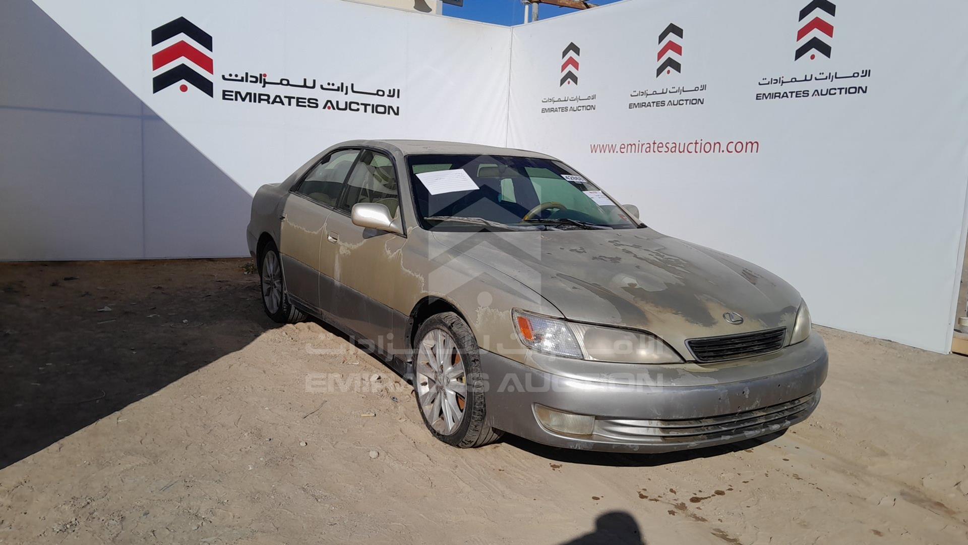 2001 LEXUS ES 300 VIN: JT8BF28G710302406