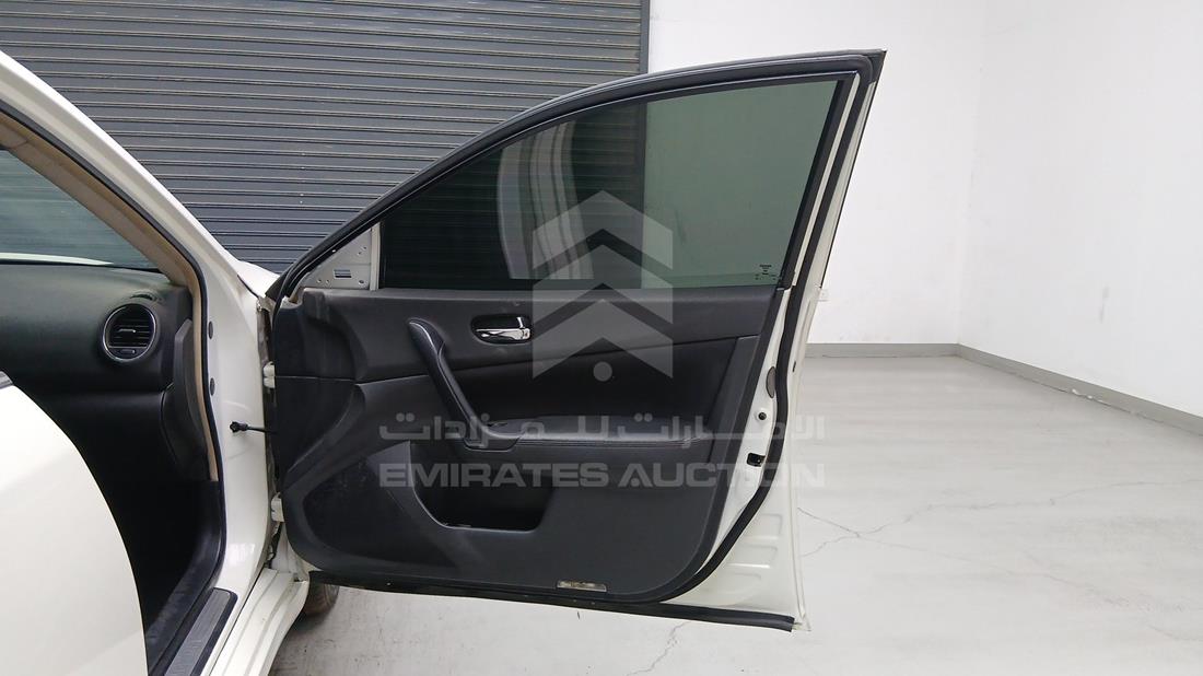 2014 Nissan Maxima — Front Right Door — Photo 30