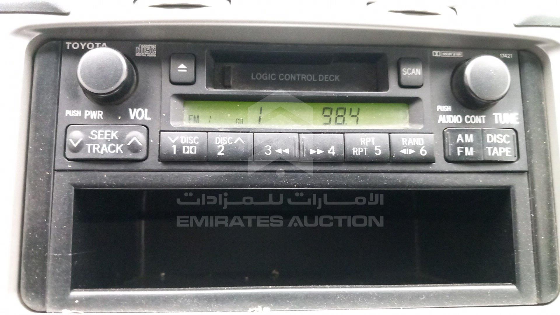 2006 TOYOTA YARIS VIN: JTDKW923765022611