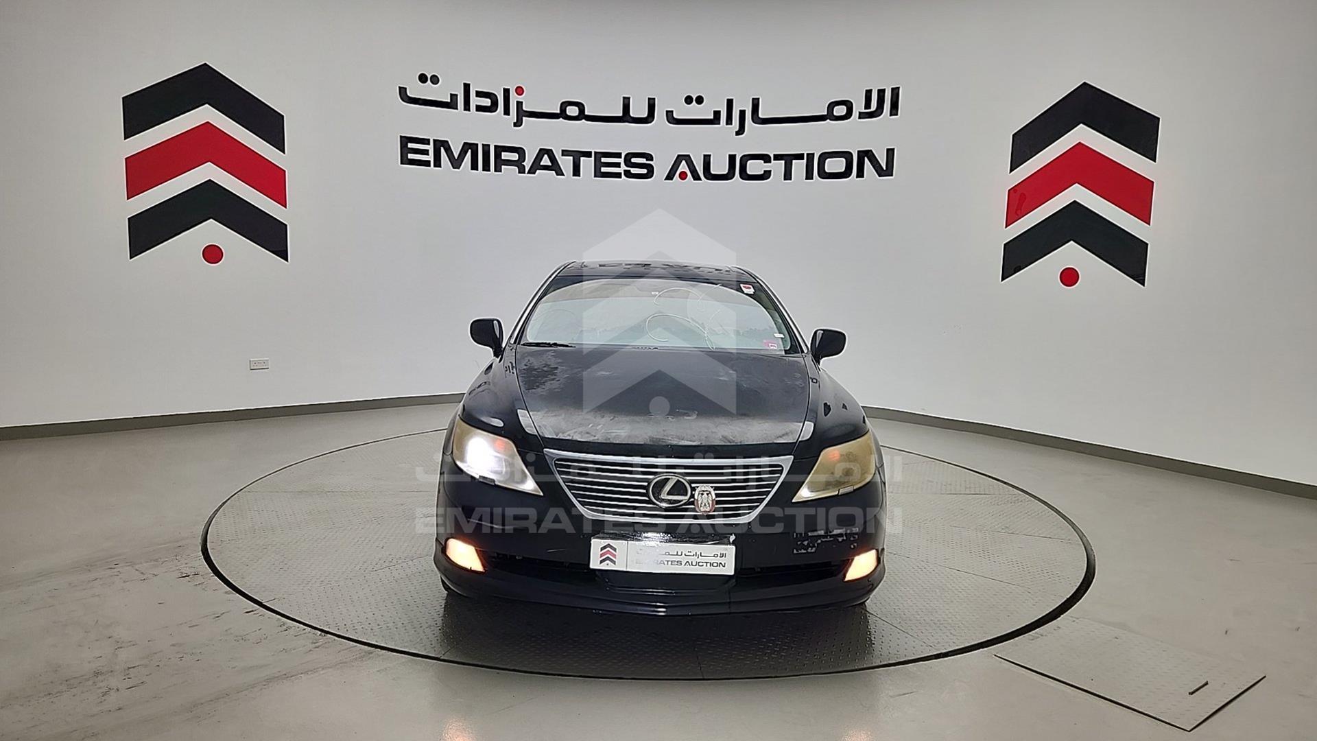 2009 LEXUS LS 460 VIN: JTHGL46F305036386