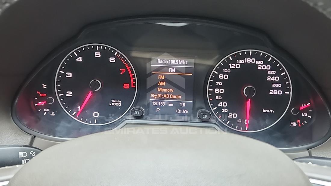 2015 Audi Q5 — Speedometer & RPM Gauges — Photo 14