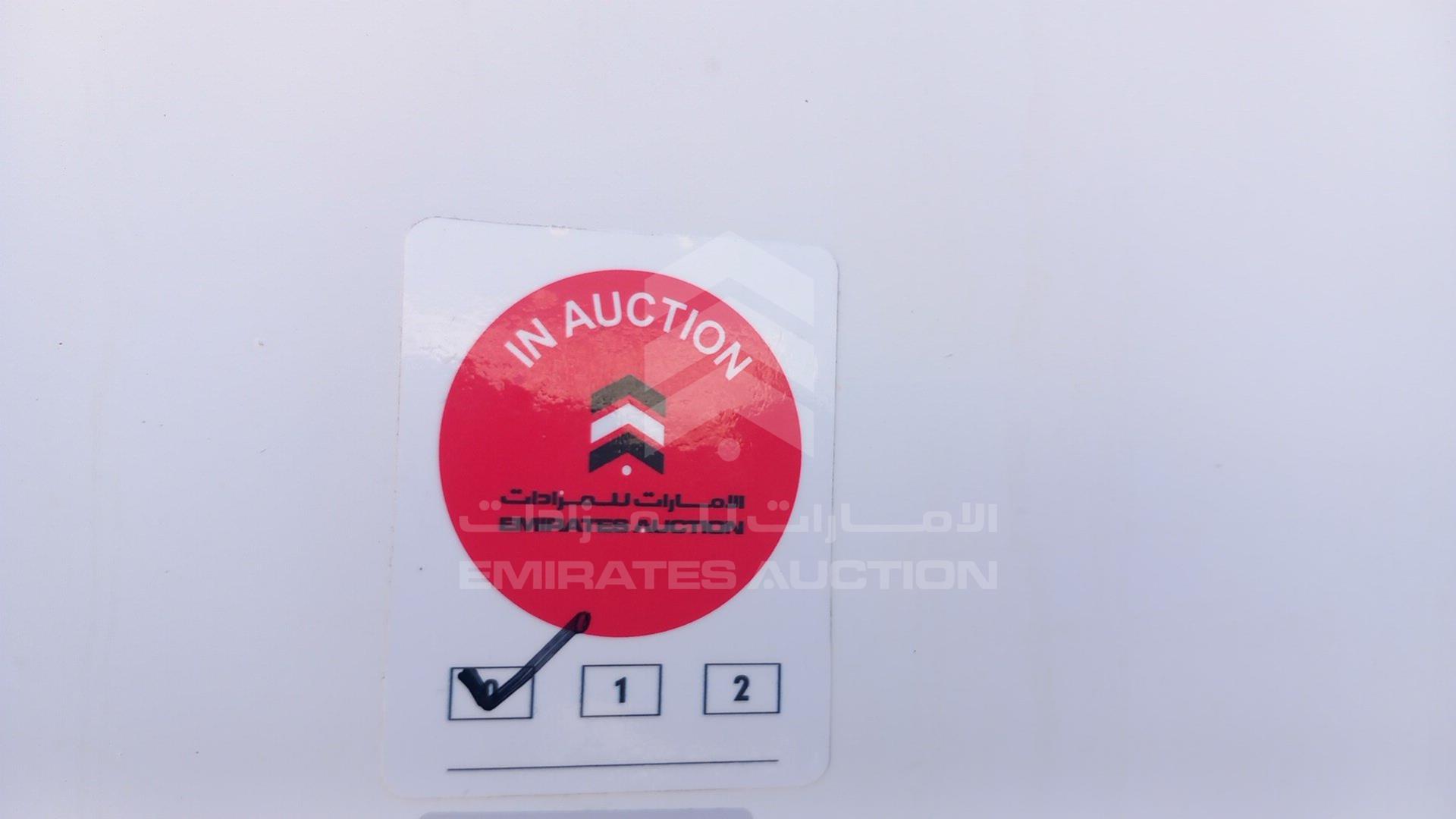 0 TRAILER FRIDGEBOX VIN: D057130DXBTRAILER