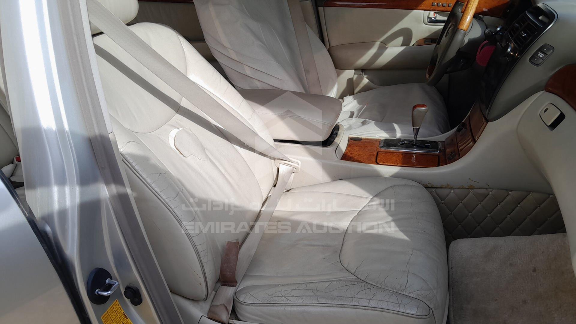 2002 LEXUS LS 430 VIN: JTHBN30F320069945