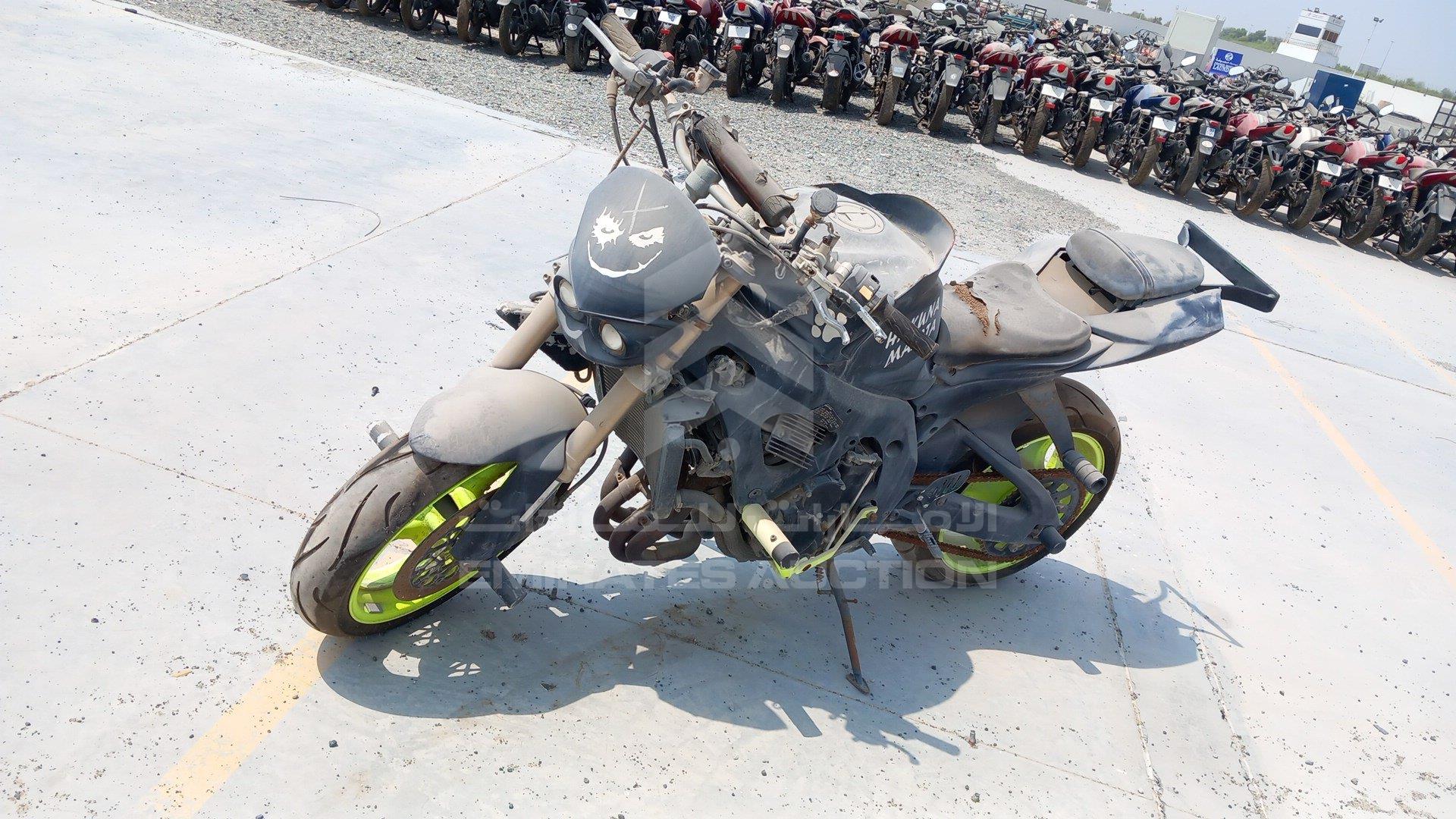 JS1GN7EA092101318 - 2009 Suzuki Motorbike - #430049