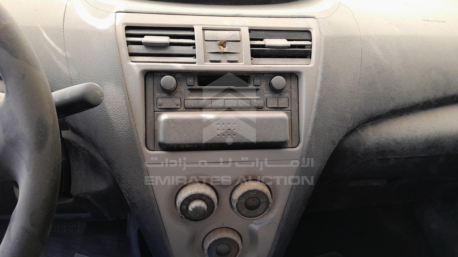 2008 TOYOTA YARIS VIN: JTDBW923581082140
