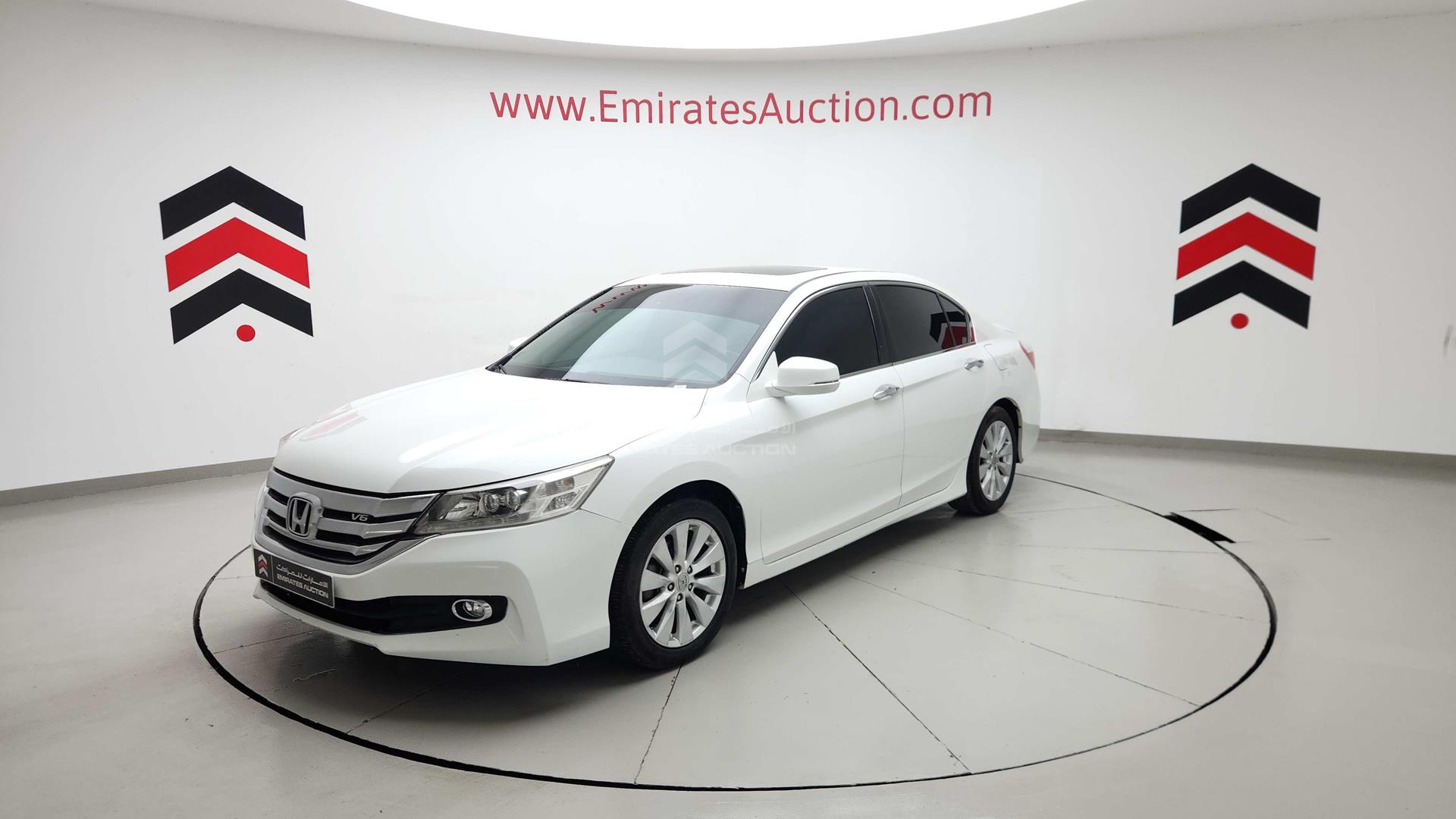 2016 HONDA ACCORD VIN: LUCCR3668G3400375