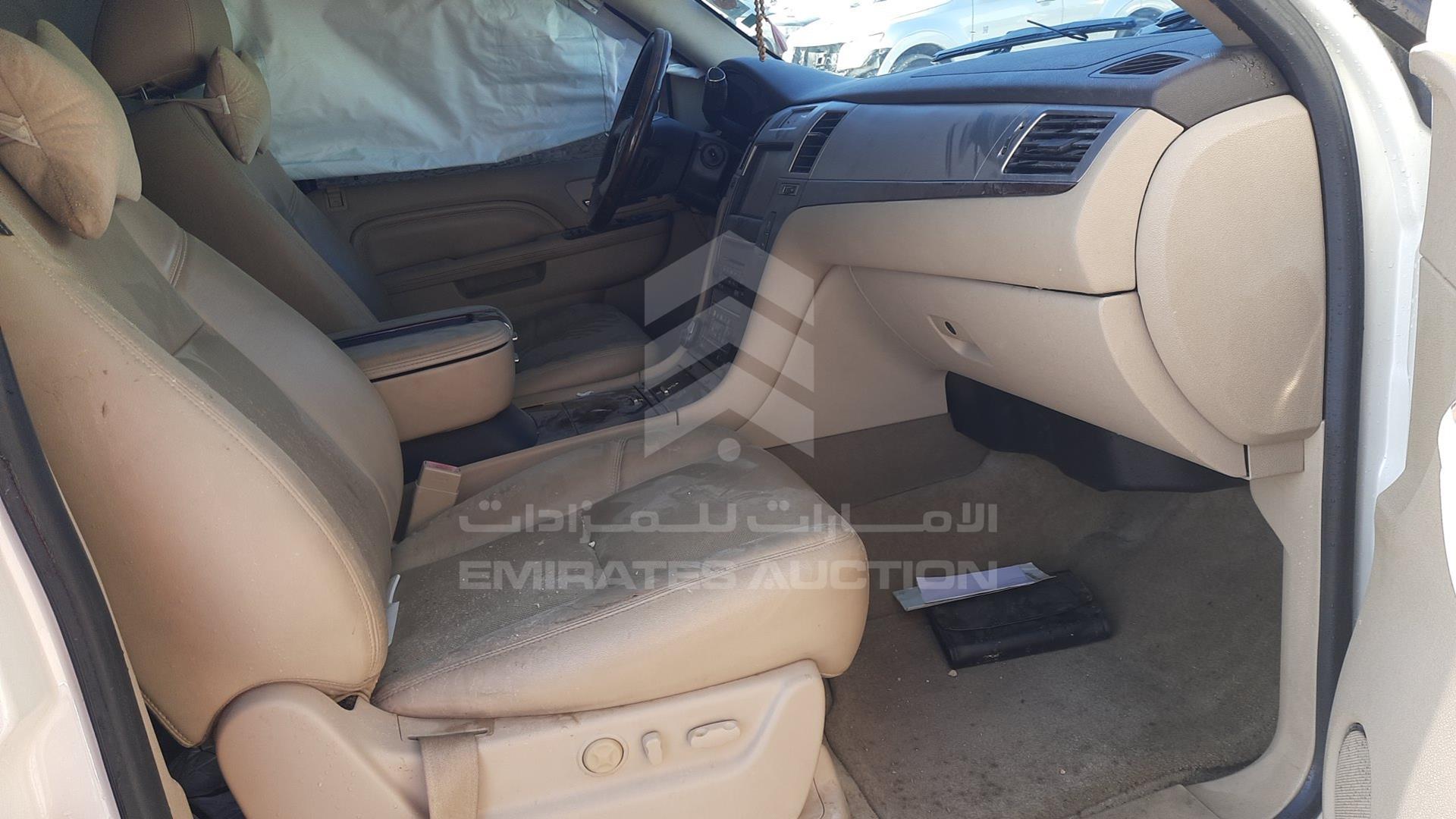 2014 CADILLAC ESCALADE VIN: 1GYS47EF1ER228959