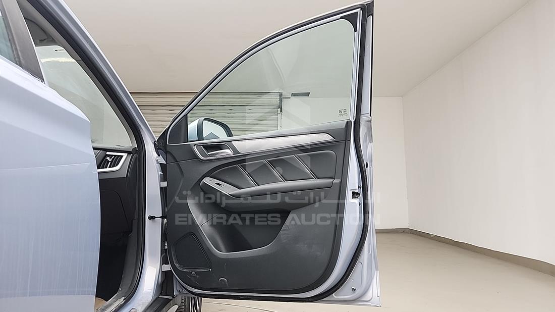 2023 MG RX 5 — Front Right Door — Photo 29