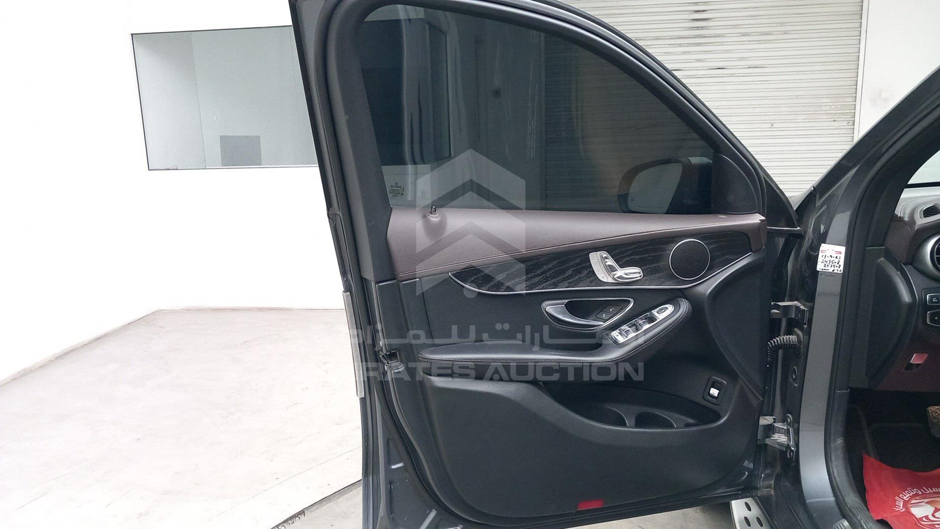 2018 MERCEDES GLC 250 VIN: WDC0G4GB3JF390336