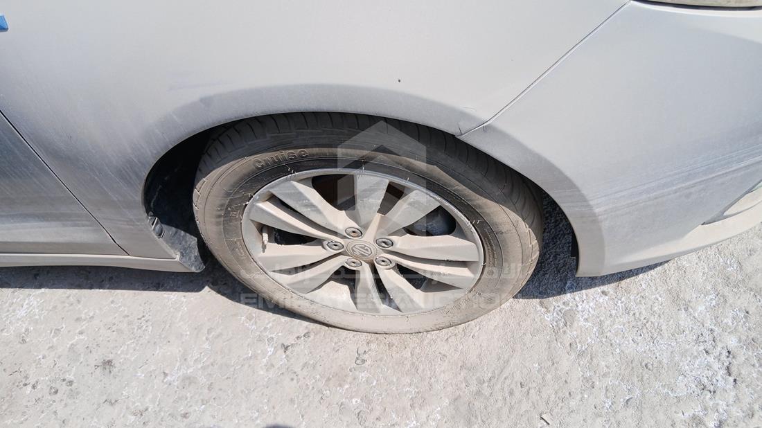 2017 MG 360 - Scrap without document — Front Right Tyre — Photo 28