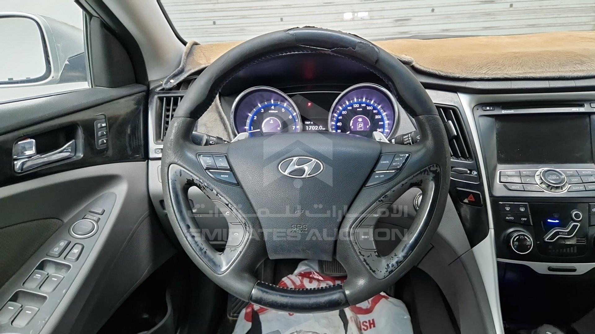 2012 HYUNDAI SONATA VIN: KMHEC41C2CA388372