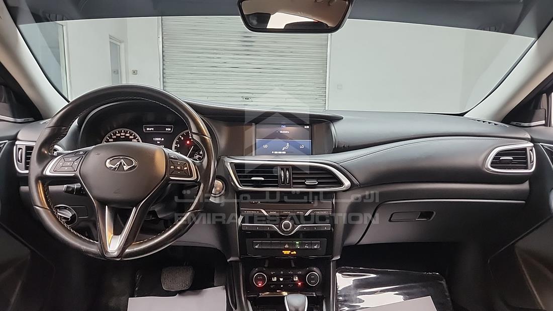 2018 Infiniti Q 30 — Full Dashboard View — Photo 18