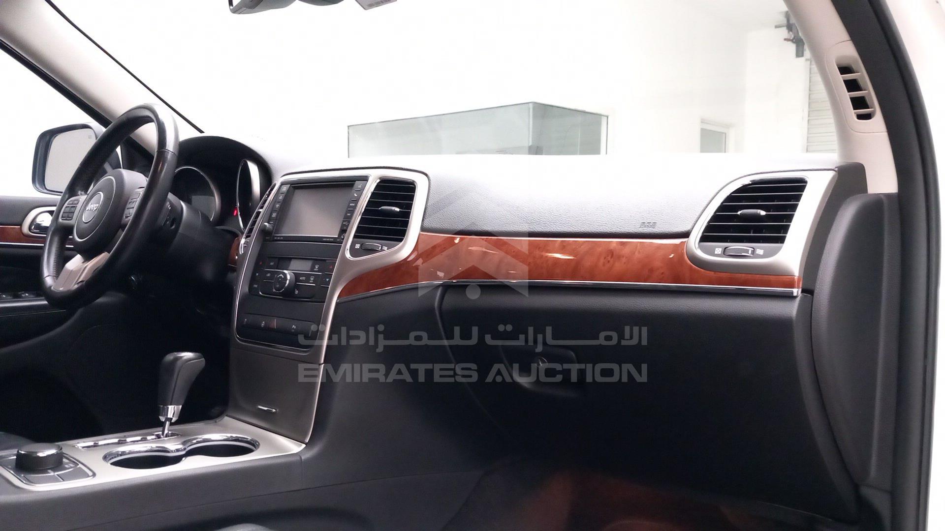 2011 JEEP GRAND CHEROKEE VIN: 1J4RR5GG0BC663660