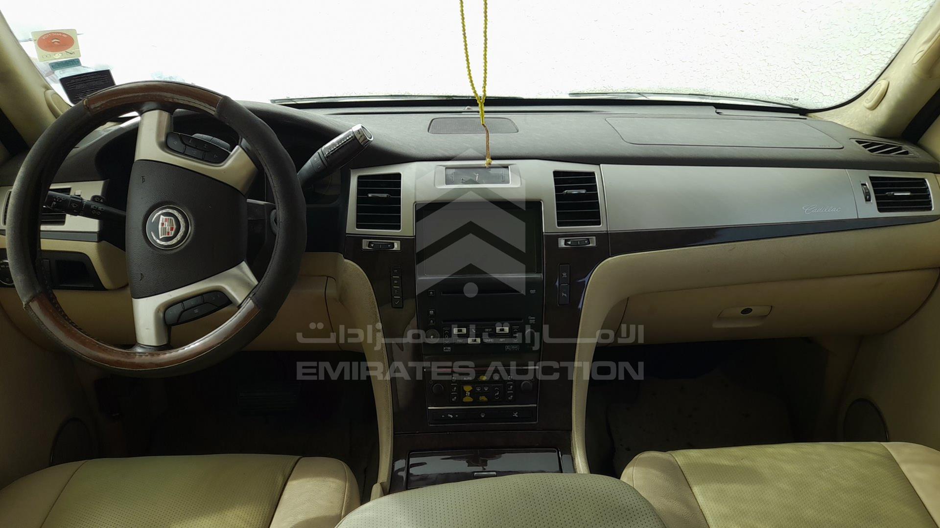 2008 CADILLAC ESCALADE VIN: 1GYFK63818R164058