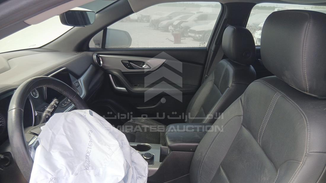 2020 Chevrolet Blazer — Front Left Driver Seat View — Photo 11