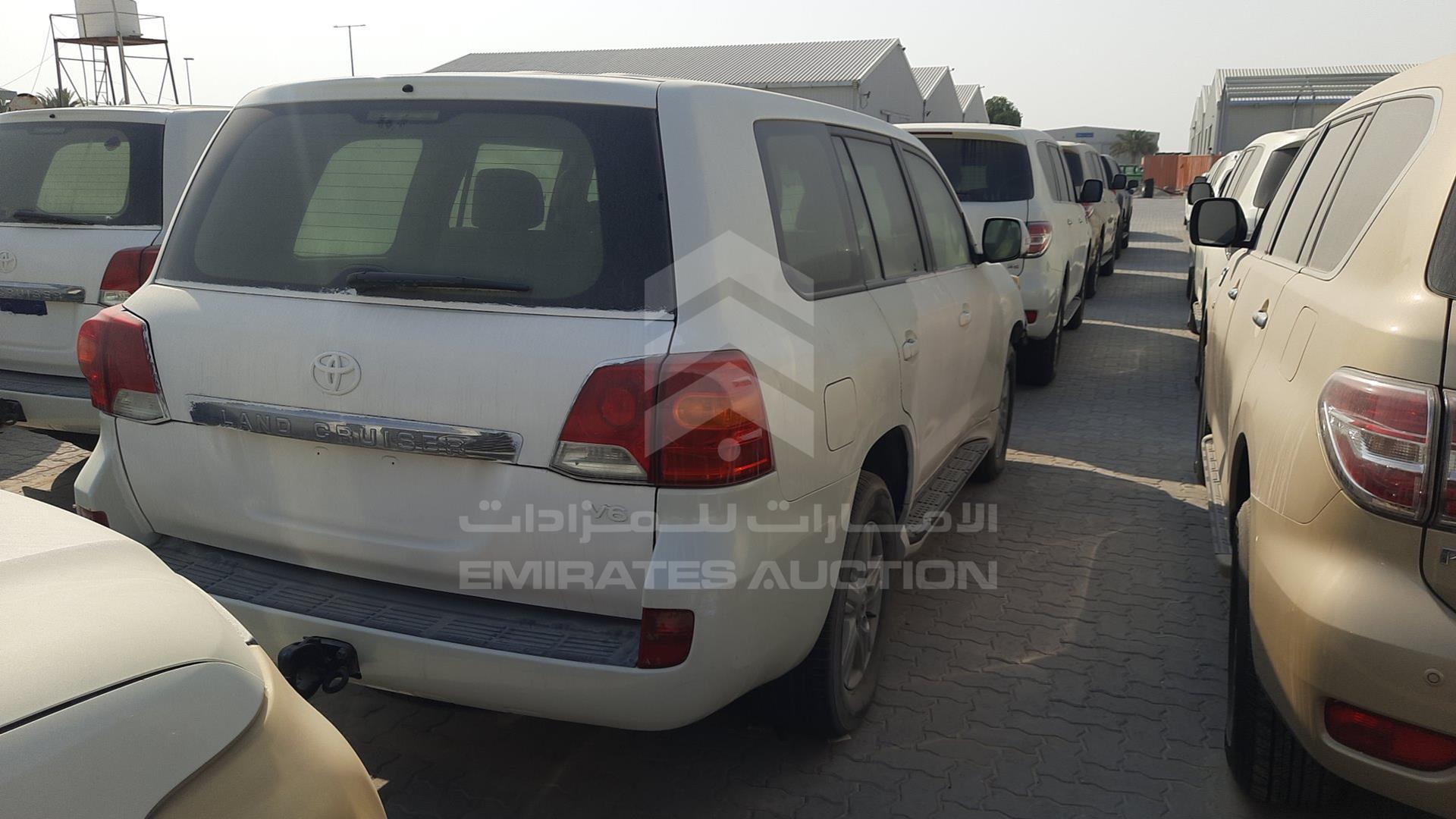 2014 TOYOTA LAND CRUISER VIN: JTMDU09J8E4093867