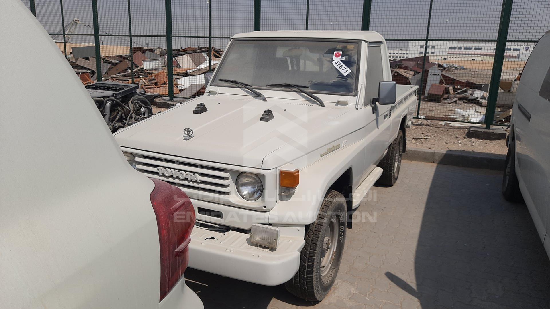 0 TOYOTA LAND CRUISER PICKUP VIN: FZJ750021291