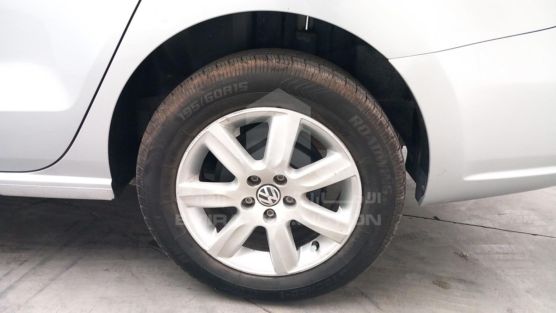 2012 VOLKSWAGEN POLO VIN: WVWBC2A70CT010036