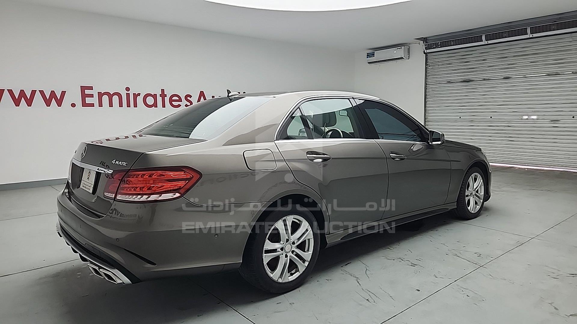 2010 MERCEDES E 350 VIN: WDDHF8HB9AA092331
